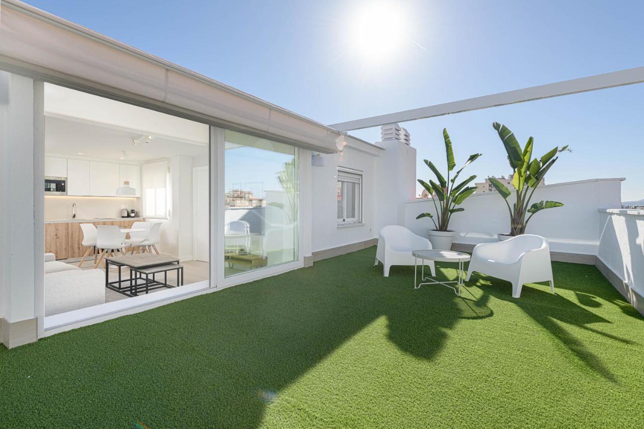 Wintowinrentals Exclusivo Atico Cerca De La Playa. Малага Экстерьер фото